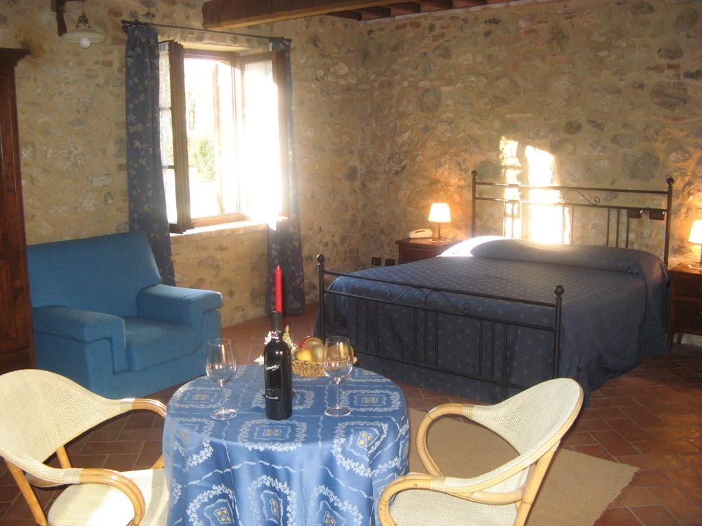 Agriturismo Il Mulino Delle Pile Chiusdino Pokoj fotografie